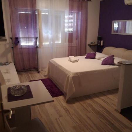Rooms And Apartment Stambuk II Сплит Екстериор снимка
